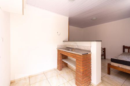 Cozinha de kitnet/studio para alugar com 1 quarto, 20m² em Jardim Bonfiglioli, São Paulo