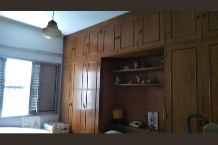 Quarto 1 de casa para alugar com 3 quartos, 230m² em Bom Retiro, São Paulo