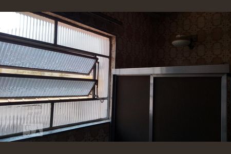 Casa à venda com 230m², 2 quartos e 3 vagas Casa à venda com 230m², 2 quartos e 3 vagasBanheiro