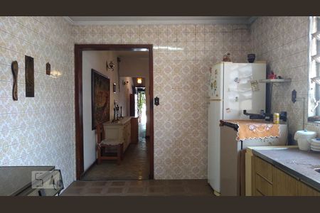 Casa à venda com 230m², 2 quartos e 3 vagas Casa à venda com 230m², 2 quartos e 3 vagasCozinha