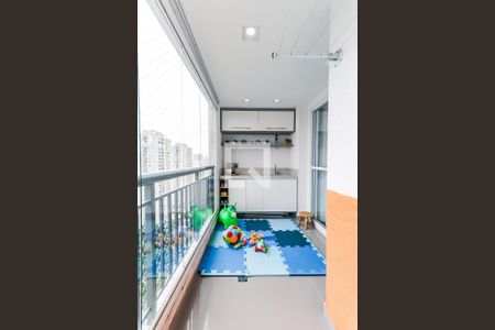 Varanda de apartamento à venda com 3 quartos, 69m² em Vila Andrade, São Paulo