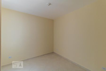 Quarto 2 de apartamento para alugar com 2 quartos, 42m² em Jardim Nordeste, São Paulo