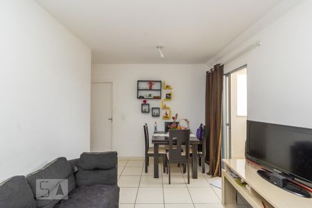 Sala de apartamento para alugar com 2 quartos, 56m² em Jardim Guanabara, Belo Horizonte