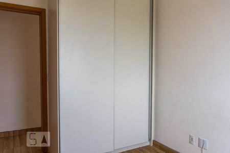 Quarto 1 de apartamento para alugar com 2 quartos, 51m² em Jardim Sílvia, Santo André