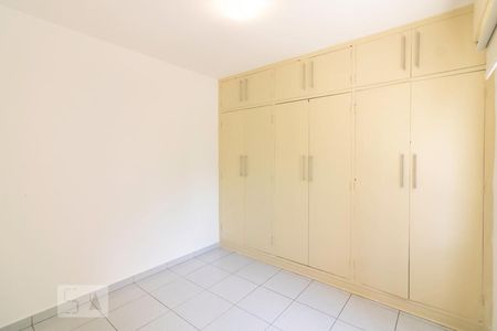 Quarto 2 de apartamento para alugar com 2 quartos, 80m² em Itaim Bibi, São Paulo