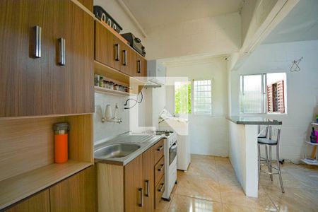 Cozinha de apartamento para alugar com 1 quarto, 44m² em Guajuviras, Canoas