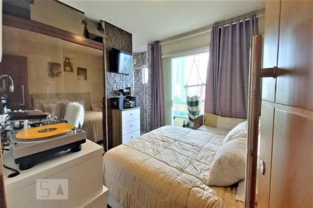 Suíte de apartamento à venda com 2 quartos, 70m² em Parque das Nações, Santo André