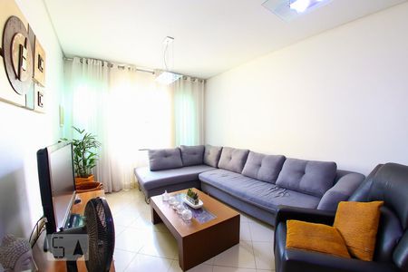 Sala de casa à venda com 3 quartos, 142m² em Jardim Barbosa, Guarulhos