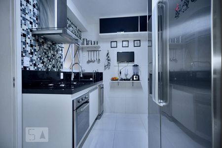 Cozinha de apartamento à venda com 4 quartos, 109m² em Lapa, São Paulo