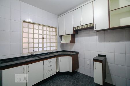 Cozinha de casa para alugar com 3 quartos, 110m² em Chácara Belenzinho, São Paulo