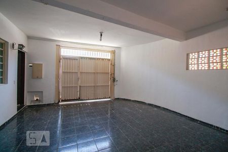 Garagem de casa para alugar com 3 quartos, 110m² em Chácara Belenzinho, São Paulo