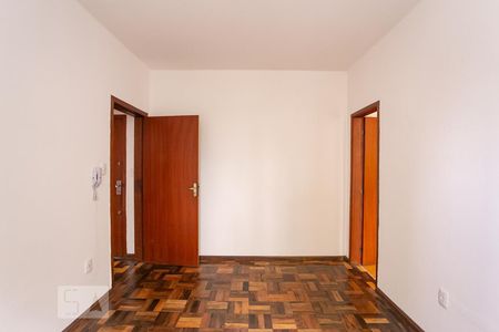 Sala de apartamento para alugar com 1 quarto, 40m² em Centro Histórico, Porto Alegre