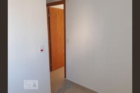 Quarto 1 de apartamento para alugar com 2 quartos, 44m² em Vila Leonor, São Paulo