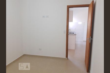 Quarto 1 de apartamento para alugar com 2 quartos, 44m² em Vila Leonor, São Paulo