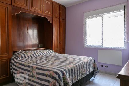 Quarto de apartamento para alugar com 2 quartos, 97m² em Gonzaga, Santos