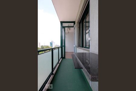 Varanda de apartamento para alugar com 2 quartos, 140m² em Bela Vista, São Paulo