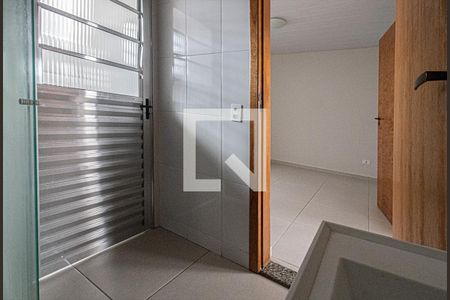 Banheiro de kitnet/studio para alugar com 1 quarto, 40m² em Bosque da Saúde, São Paulo