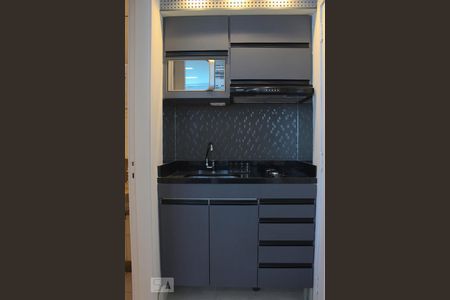 Cozinha de kitnet/studio para alugar com 1 quarto, 35m² em Barra da Tijuca, Rio de Janeiro