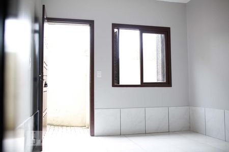 Sala de casa de condomínio para alugar com 2 quartos, 46m² em Santa Tereza, Porto Alegre