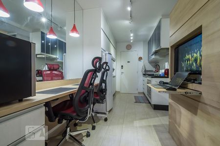 Sala de kitnet/studio para alugar com 1 quarto, 30m² em Chácara Santo Antônio, São Paulo