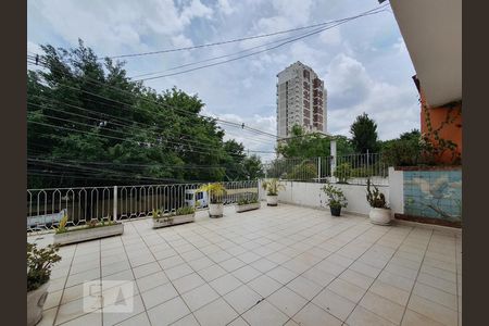 Terraço de casa à venda com 6 quartos, 240m² em Vila Mariana, São Paulo