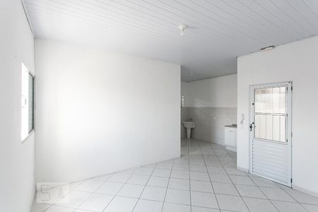 Sala e Cozinha de apartamento para alugar com 1 quarto, 45m² em Vila Invernada, São Paulo