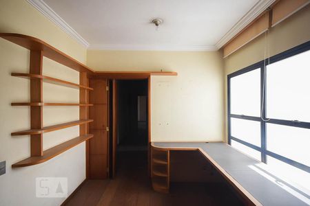 Apartamento para alugar com 622m², 4 quartos e 4 vagas Apartamento para alugar com 622m², 4 quartos e 4 vagasCorredor