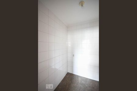 Apartamento para alugar com 622m², 4 quartos e 4 vagas Apartamento para alugar com 622m², 4 quartos e 4 vagasDespensa 2