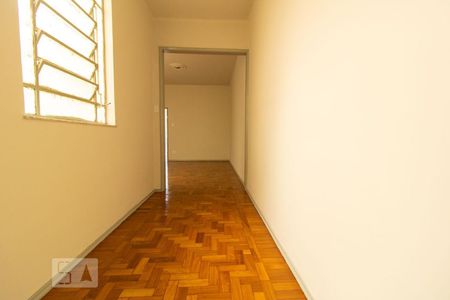 Corredor da sala de apartamento para alugar com 2 quartos, 73m² em Olaria, Rio de Janeiro