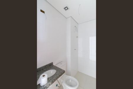 Banheiro de apartamento à venda com 1 quarto, 42m² em Vila Nhocuné, São Paulo