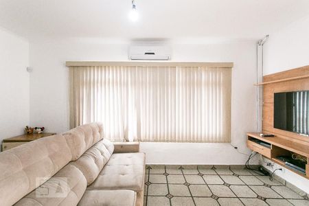 Sala de casa para alugar com 3 quartos, 250m² em Jardim Vila Formosa, São Paulo