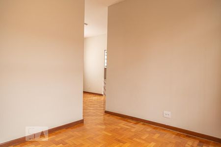 Sala 1 de apartamento para alugar com 3 quartos, 90m² em Carmo, Belo Horizonte