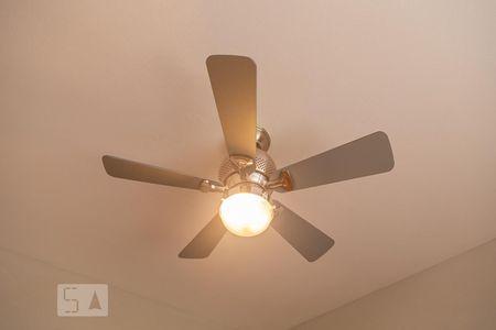 Apartamento para alugar com 90m², 3 quartos e 1 vaga Apartamento para alugar com 90m², 3 quartos e 1 vagaVentilador do Quarto 3