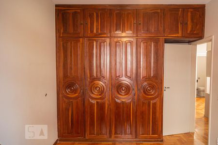 Apartamento para alugar com 90m², 3 quartos e 1 vaga Apartamento para alugar com 90m², 3 quartos e 1 vagaArmário do Quarto 1