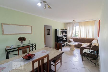 Sala de apartamento para alugar com 2 quartos, 72m² em Vila Amélia, São Paulo