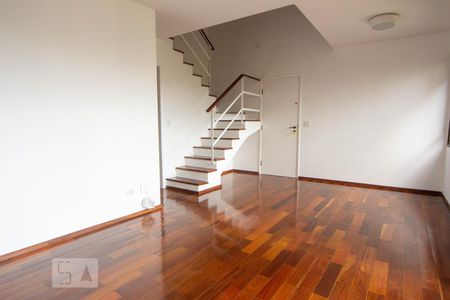 Sala de apartamento para alugar com 2 quartos, 96m² em Jardim Londrina, São Paulo