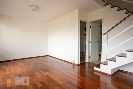 Sala de apartamento para alugar com 2 quartos, 96m² em Jardim Londrina, São Paulo