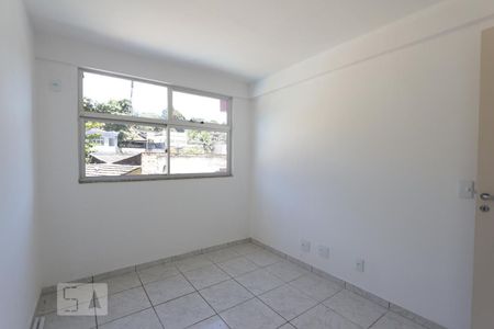 Quarto 1 de apartamento para alugar com 2 quartos, 60m² em Pechincha, Rio de Janeiro