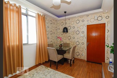 Apartamento à venda com 58m², 2 quartos e 1 vagaSala