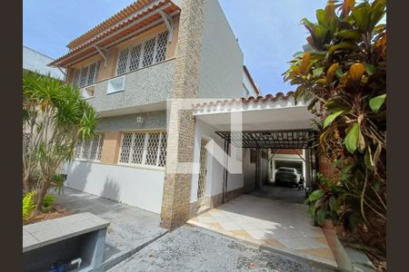 Fachada  de casa para alugar com 4 quartos, 440m² em Quintino Bocaiuva, Rio de Janeiro