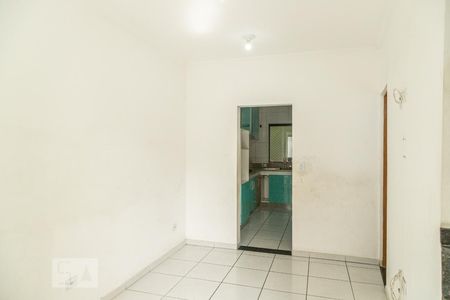 Sala de casa para alugar com 2 quartos, 120m² em Vila Euthalia, São Paulo