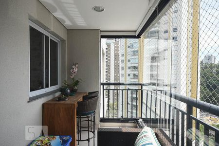 Varanda de apartamento para alugar com 3 quartos, 77m² em Vila Andrade, São Paulo