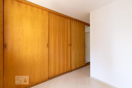 Suíte  de apartamento à venda com 2 quartos, 58m² em Pinheiros, São Paulo