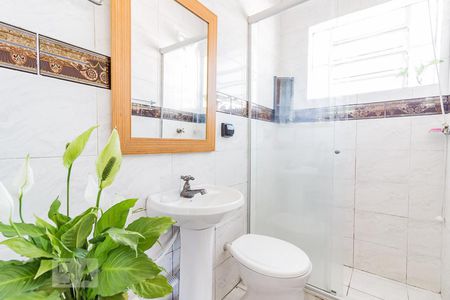 Banheiro de kitnet/studio à venda com 1 quarto, 32m² em Praia de Belas, Porto Alegre