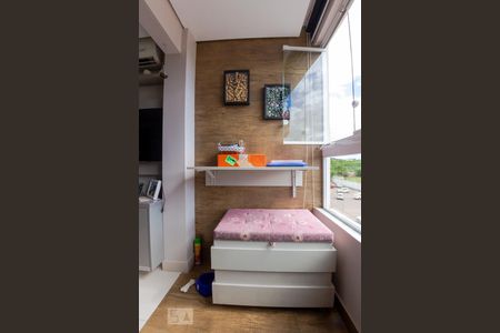 Sacada de apartamento à venda com 2 quartos, 54m² em Morro Santana, Porto Alegre