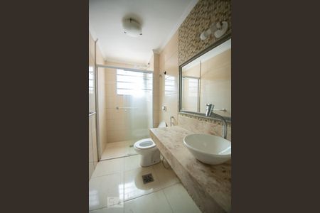 banheiro de apartamento à venda com 2 quartos, 69m² em Vila Georgina, Campinas