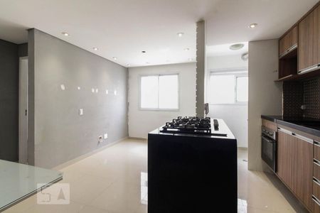 Sala de apartamento para alugar com 2 quartos, 45m² em Quinta da Paineira, São Paulo