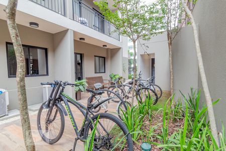 Studio à venda com 30m², 1 quarto e sem vaga Studio à venda com 30m², 1 quarto e sem vagaBicicletário