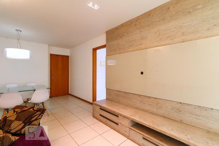 Sala de apartamento à venda com 2 quartos, 75m² em Recreio dos Bandeirantes, Rio de Janeiro