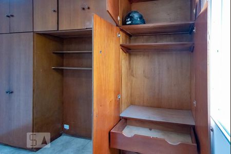 Quarto 1 - Armários de apartamento para alugar com 2 quartos, 60m² em Loteamento Country Ville, Campinas